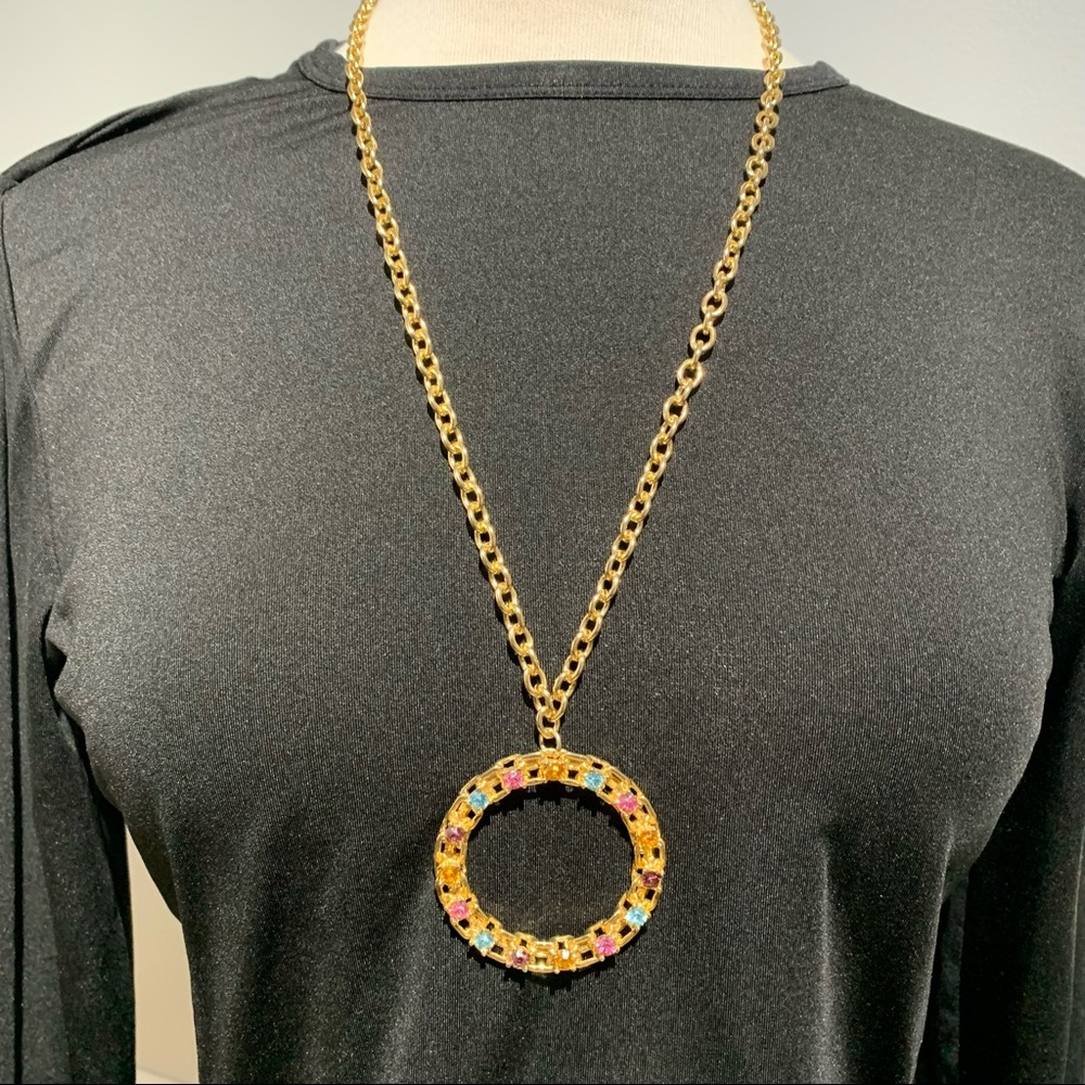 Sarah Coventry Vintage Piccadilly Circle Pendant Necklace